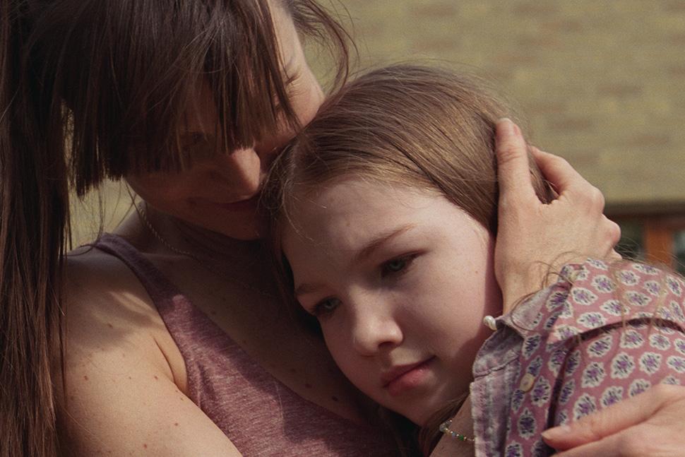 PAPER PLANE Review: Saoirse Ronan Makes a Tender and Assured Directorial Debut